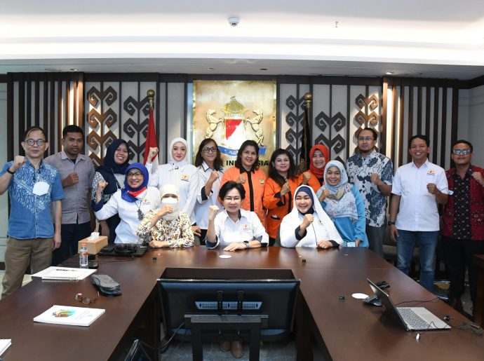 Indonesian businesswomen invest in disaster risk reduction