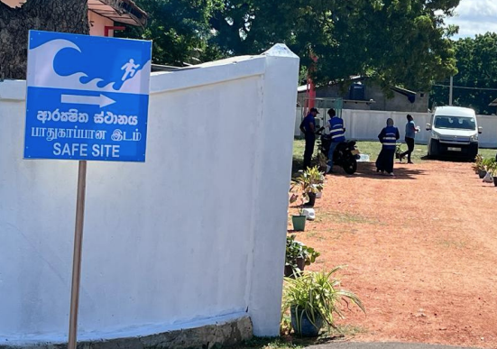 How business can contribute to Tsunami preparedness: Examples from Fiji, Haiti, and Sri Lanka