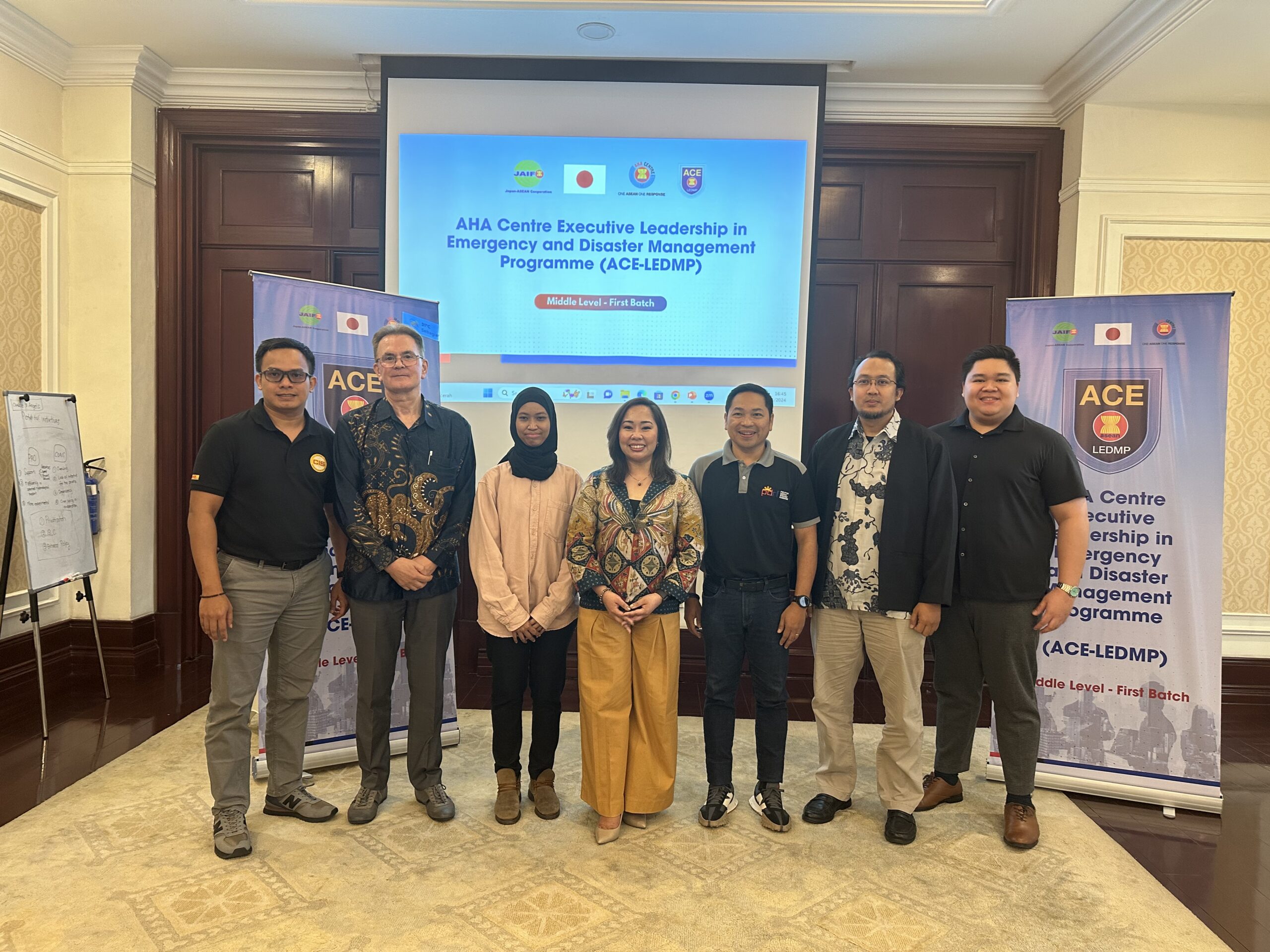 Speakers from the DHL Group, PDRF, KADIN and CBi came together to deliver this pilot course on Public-Private Partnerships in Disaster Management for the ACE LEDMP. Photo credit: AHA Centre