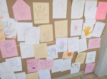 In one of the neighbourhoods of Acapulco affected by Hurricane Otis in 2023, workshops offered by CENACED and AVSI México A.C. focused on mental health created safe spaces for participants to recognize emotions. Photo: AVSI México A.C.